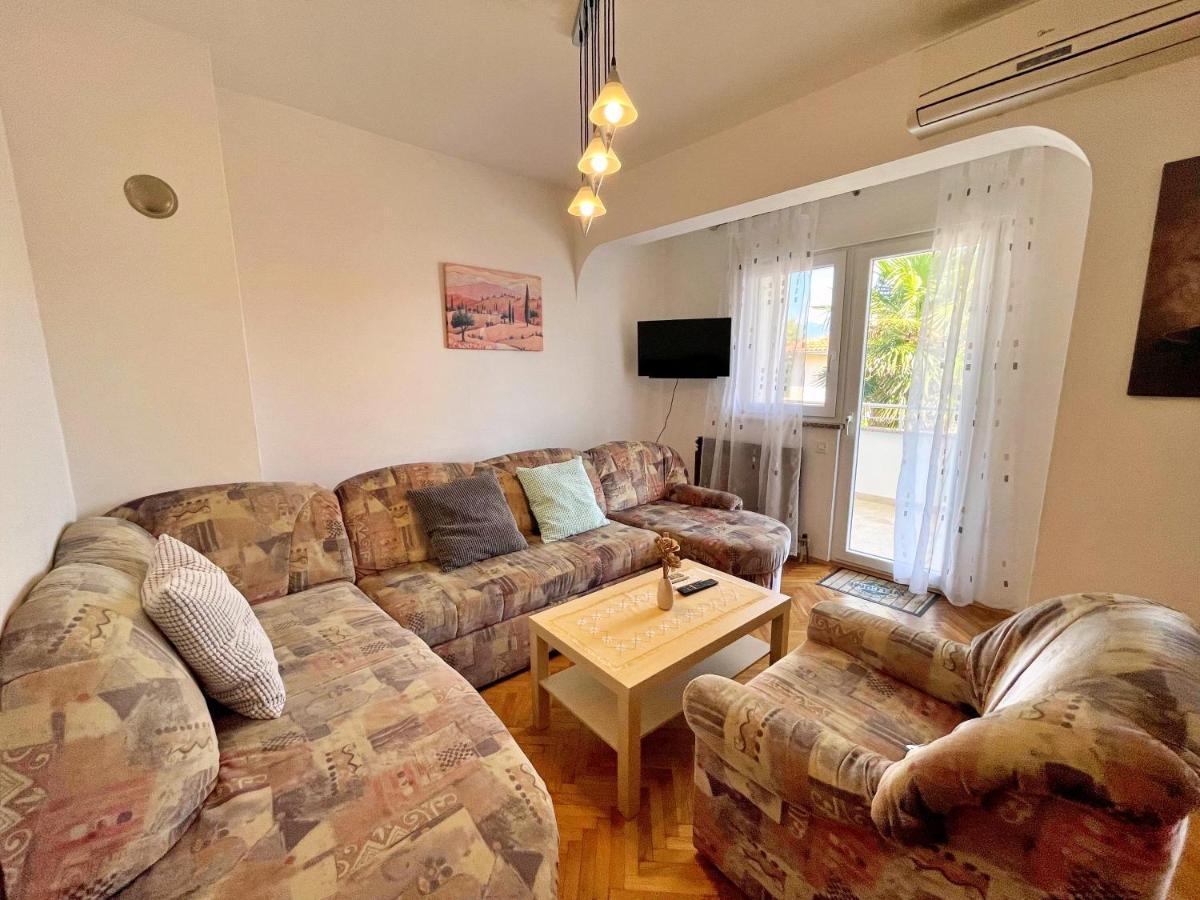 Apartments Bohovic ชิโล ภายนอก รูปภาพ